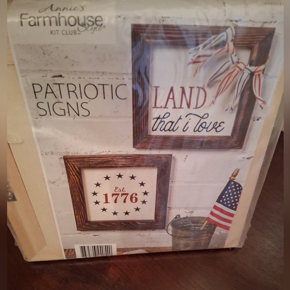 Annie's Farmhouse Patriotic Signs Kit with Frames, NEW